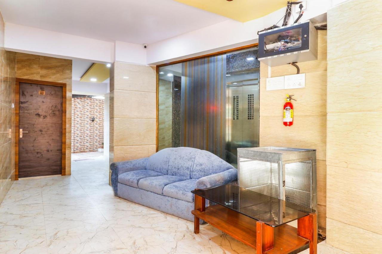 Hotel Crystal Inn Мумбай Екстериор снимка